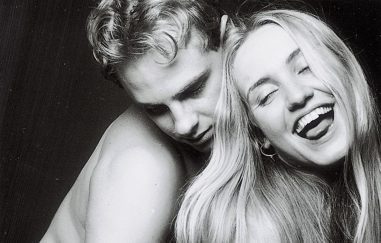 Elsk, elsk, elsk og vær glad